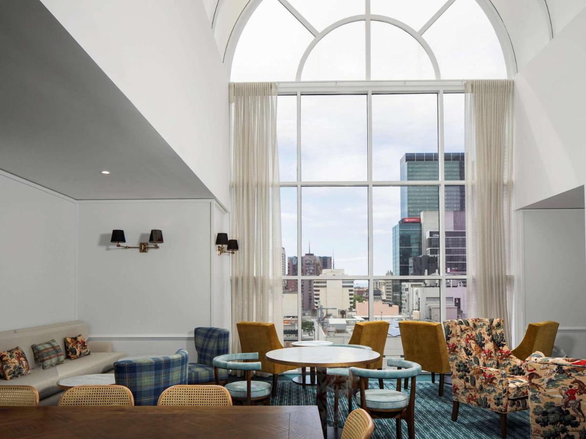 Pullman Melbourne City Centre Eksteriør billede The Club at Philadelphia International Airport