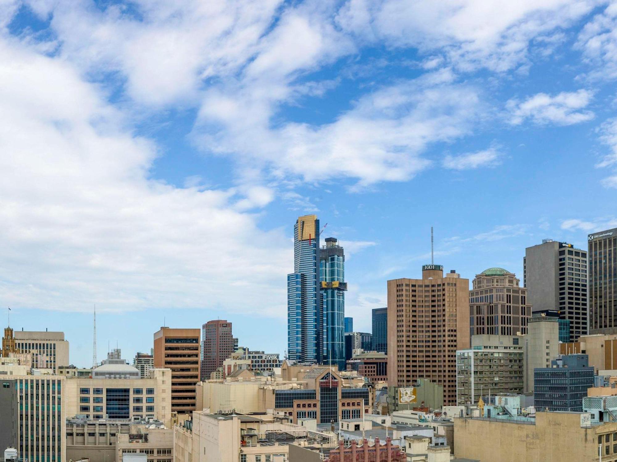 Pullman Melbourne City Centre Eksteriør billede Skyline of Perth